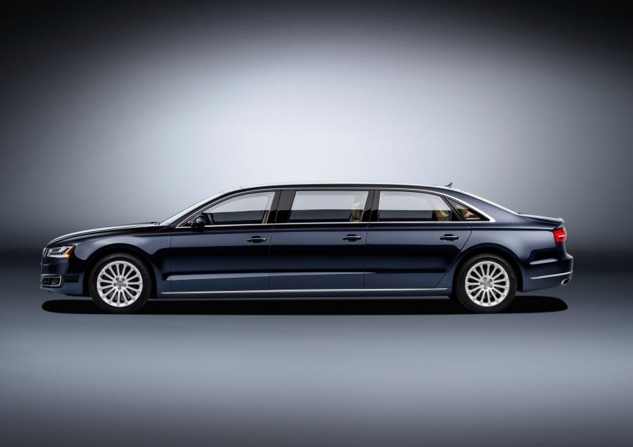  Audi A8 L Extended (D4) 2016 года  (фото 9 из 11)